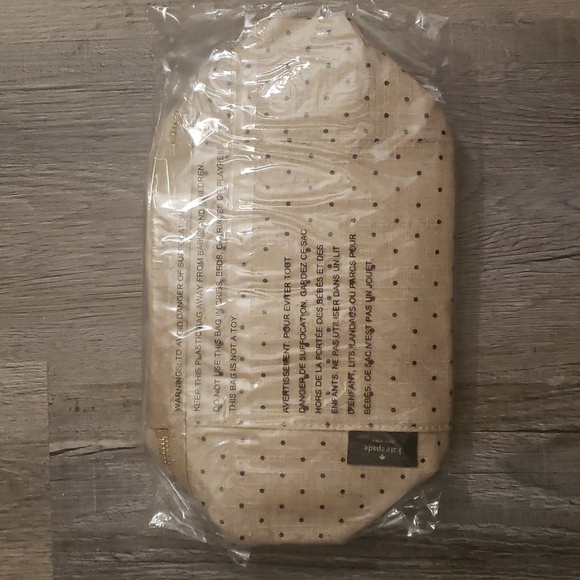 Kate Spade Out To Lunch Insulated Tote - Picture 4 of 4